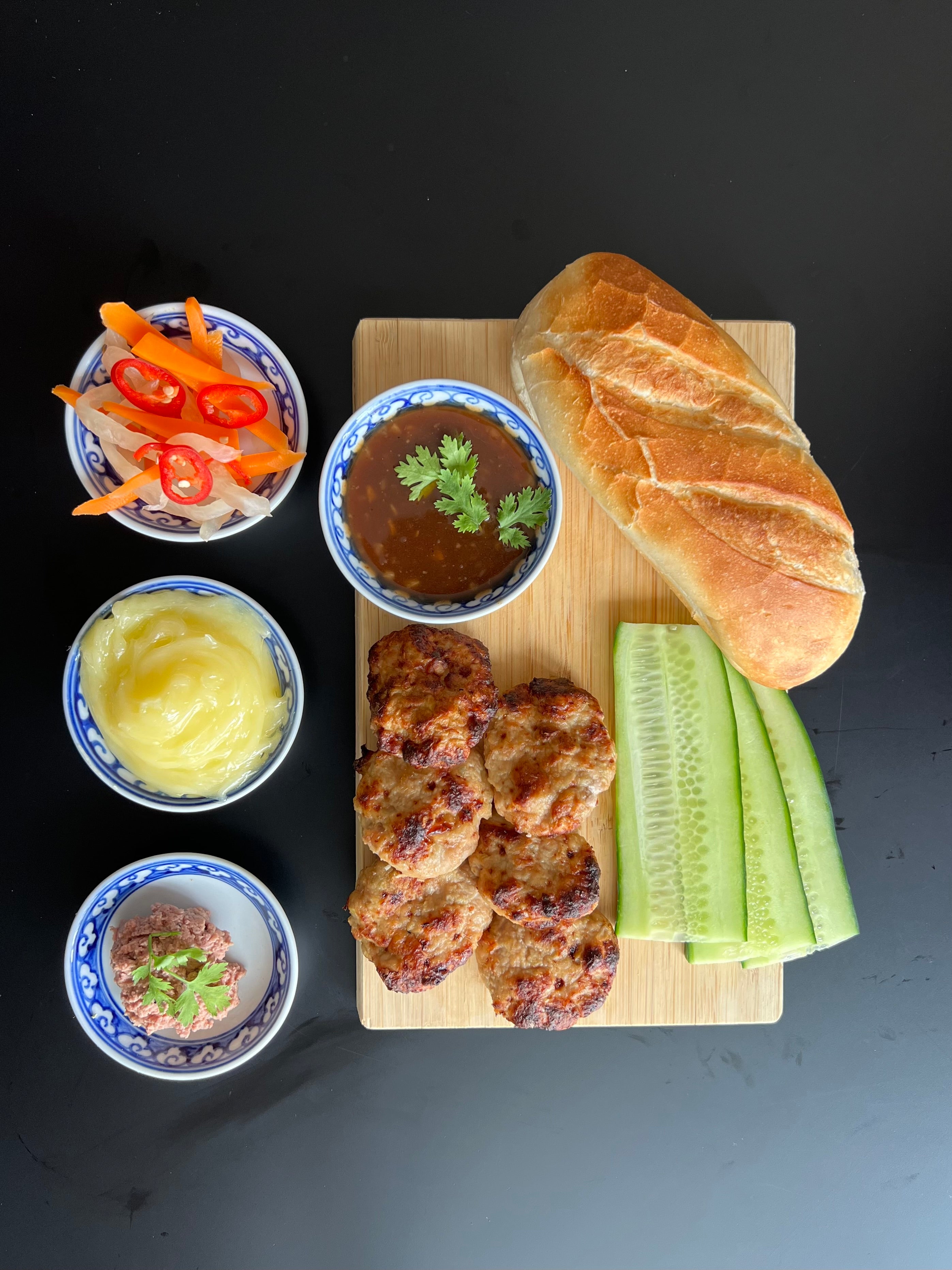 Chicken Balls Bánh Mì